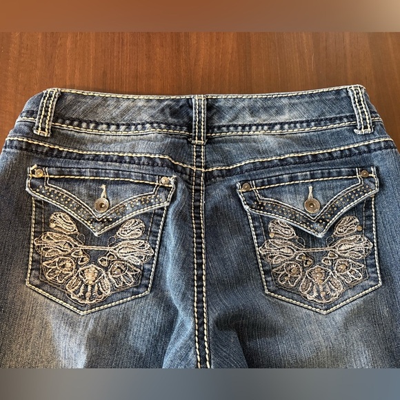 Nine West Denim - 👖Nine West Jeans Date Night Dark Wash Embellished Mid Rise Cropped Jeans 30/10